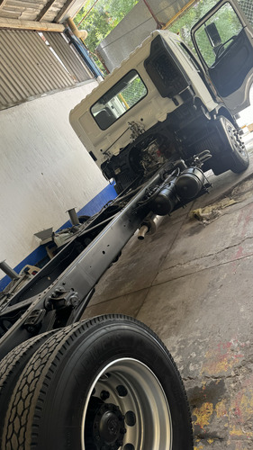 Rabón Capacidad 10 Toneladas Diesel 6 Cilindros