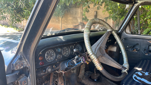 Vendo F4000 Na Carroceria Observação No Documento Está Baú