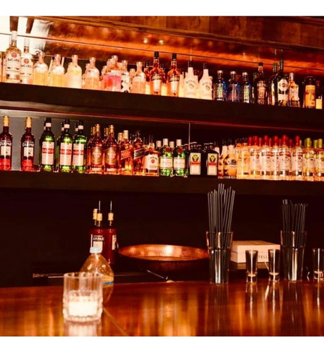 Bar Local Elias Yofre 370 Mts. Fte Jockey