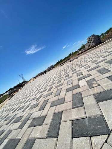 Imagen 4 de 8 de Venta - Lote De 300m2 - Barrio Abierto Residencial - Pueblo Esther