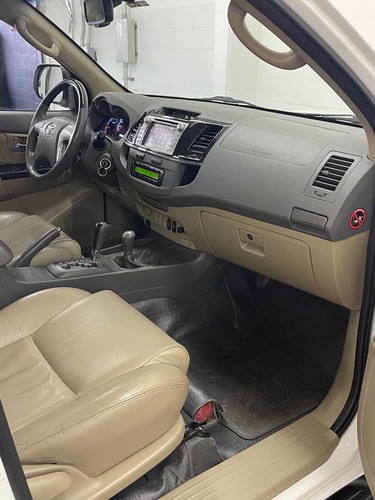 Imagem 13 de 15 de Toyota Sw4 2013 3.0 Srv 5l 4x4 Aut. 5p