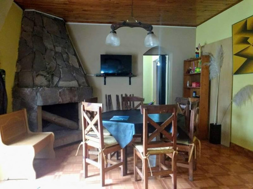 Imagen 3 de 13 de Venta De Casa 7 Ambientes - Derqui Pilar