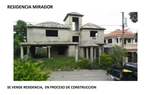 Imagen 1 de 8 de Se Vende Inmensa Casa En Proceso De Construcción