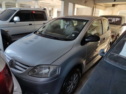 Imagem 1 de 8 de Volkswagen Fox 1.0 Mi City 8v Flex 2p Manual
