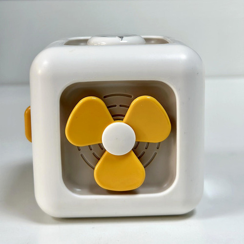 Centro De Atividades: Fine Motor Skills Cube Busy Ball For