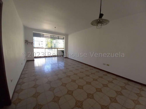 Apartamento En Venta - Colinas De Bello Monte - Mls #24-9410 Jg