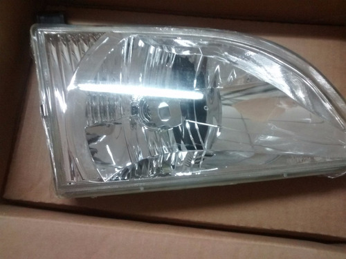 Faro Delantero Derecho Para Toyota Sienna 2001-2003