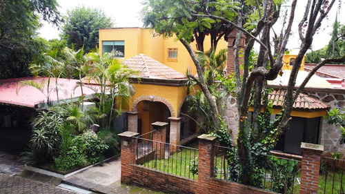 Residencia En Venta En Morelia, Santa María
