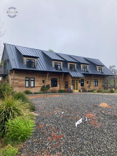 Venta Moderna Y Preciosa Casa En La Ciudad De Valdivia.