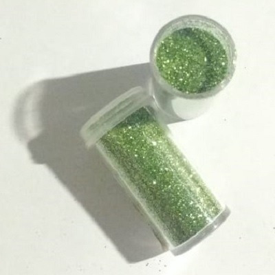 Imagen 1 de 1 de Gibre Purpurina Maquillaje Titi Tubo 8cc Verde Claro