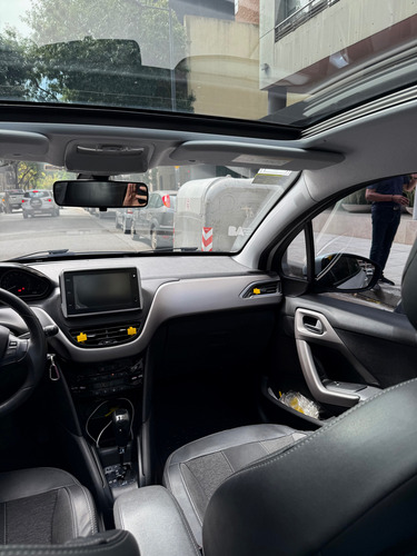 Peugeot 208 1.6 Feline Tiptronic