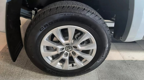 Imagen 13 de 16 de Volkswagen Amarok V6 3.0 Tdi Comfortline 258cv 0km 11