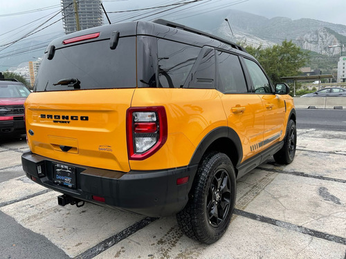 Imagen 5 de 12 de Ford Bronco 2021 2.0 L4 Firt Edition At