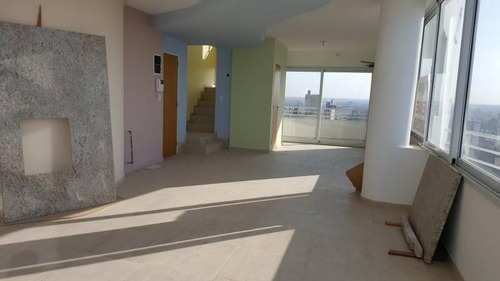 Imagen 18 de 30 de Atlantis Rosario - Duplex - Vista Franca Al Rio!