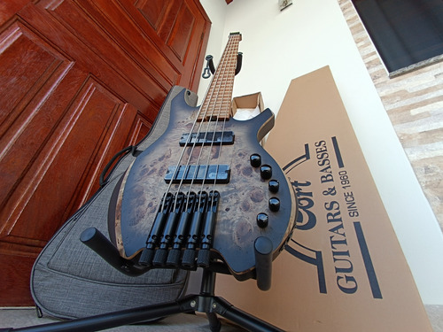 Baixo Cort Headles 5 Cordas Ativo/passivo Com Bartolini Zero Destro Marrom Laqueado 5 (Usado)