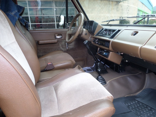 Chevrolet Trooper 2.6 Dlx 4x4