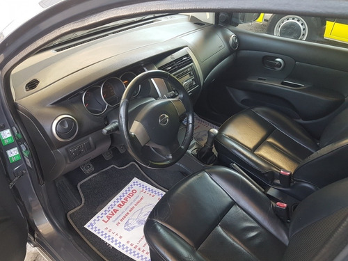 Nissan Livina X-gear 2012 1.6 Sl Flex 5p