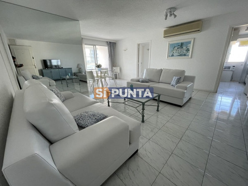 Imagen 2 de 17 de Apartamento En Punta Del Este En Venta