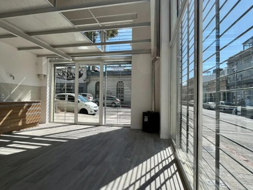 Imagen 3 de 7 de Local O Vivienda En Venta- Isla De Flores - Palermo