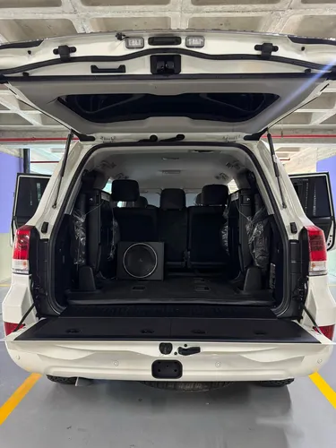 Toyota Land Cruiser 200 2021