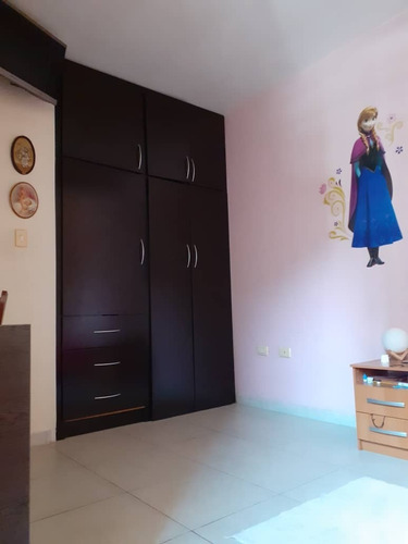 Imagen 16 de 30 de Se Vende Apartamento La Chimeneas Ina-214 04125067379 04244900499