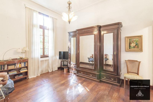 Imagen 30 de 30 de Casa Estilo Frances Con Jardin En Zona De Embajadas