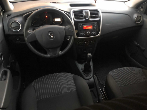 Renault Logan 1.6 Authentique Plus 85cv Con Gnc 2015