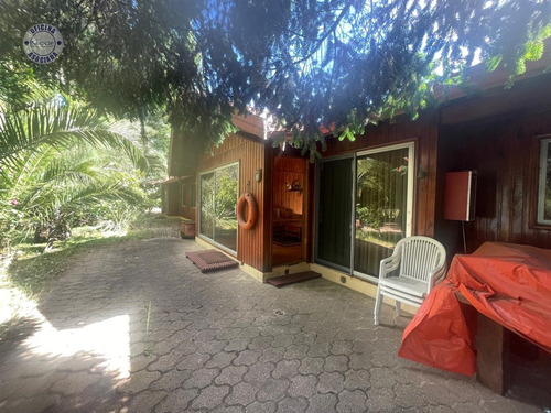 Casa A Orilla De La Laguna Avendaño, Quillón