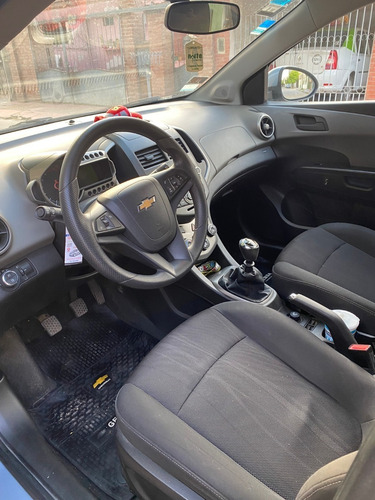 Imagen 7 de 15 de Chevrolet Sonic 2013 1.6 Lt