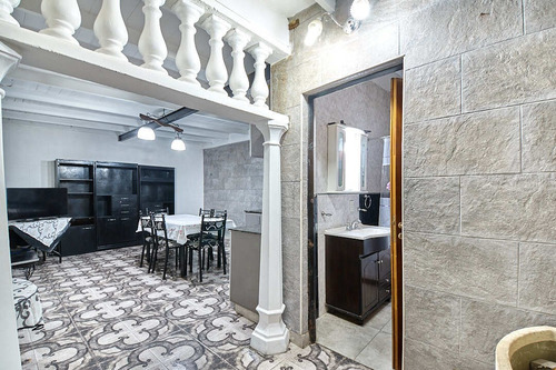 Departamento Ph · En Venta · 5 Ambientes · Luminoso, Con Estilo · En Lomas Del Mirador