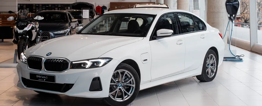 Bmw Serie 3 2.0t 330e Urban Steptronic