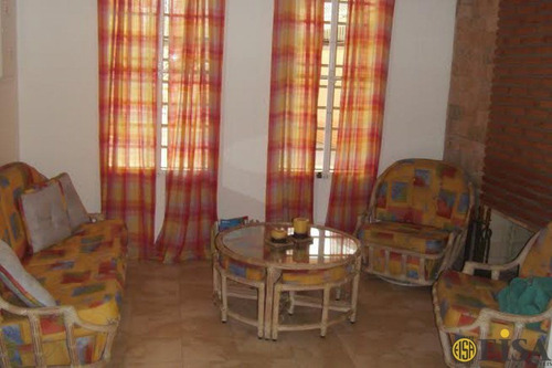 Imagem 9 de 15 de Casa Térrea Maravilhosa No Horto Com 400m² ! - Ej3245