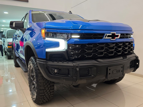 Chevrolet Cheyenne 6.2 Doble Cab Zr2 Bison 4X4 At