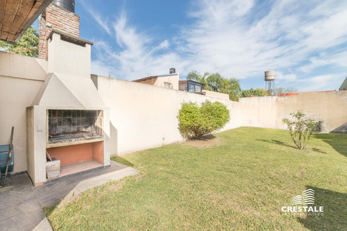 Imagen 22 de 24 de Casa 3 Dormitorios En Venta. Patio Con Parrillero - Fisherton