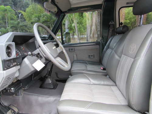 Imagen 5 de 8 de Toyota Land Cruiser Gas Gasolina Mt Cc 4500