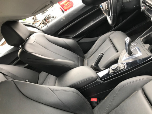 Imagen 8 de 12 de Desarmo Bmw 120i Año 2016 Solo Por Partes