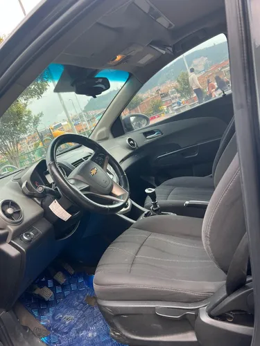 Chevrolet Sonic 1.6 Lt 5 p