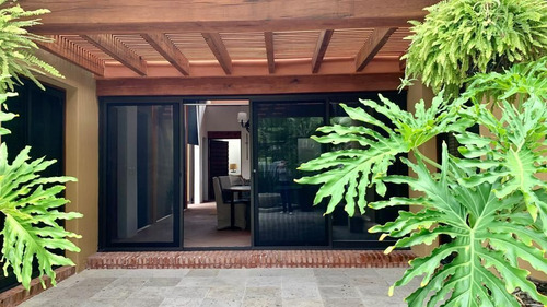 Magnífica Casa En Renta O Renta Temporal