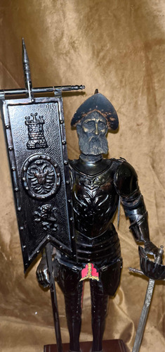 Don Quijote Caballero Armadura Medieval Metal Madera 42cm (Usado)