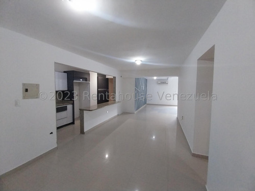 Apartamento En Venta En La Boyera Mls #23-16877 Yf