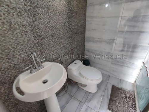 Imagen 18 de 23 de Apartamento En Venta Urb. El Bosque, Las Delicias, Maracay, 22-23909 Mv