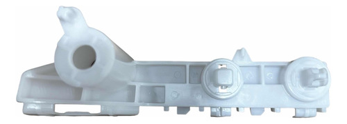 Guia Izquierda Parachoque Del Mitsubishi L200  2021 A 2023