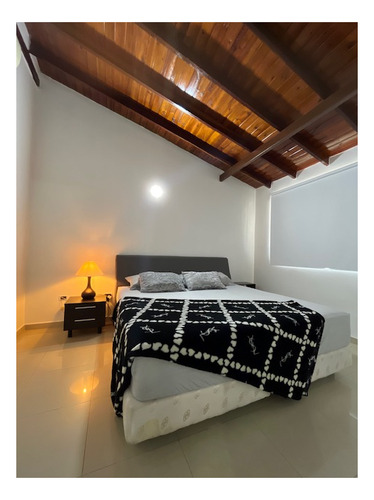 Se Vende Casa 150m2. 3h/3b/2p. Guatire. Villas De Buenaventura.
