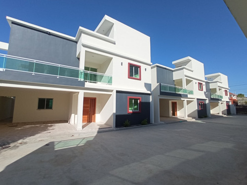 Casas En Venta En Prado Oriental, San Isidro, S.d Este.