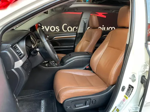 Toyota Highlander 3.5 Limited Panoramic Roof At