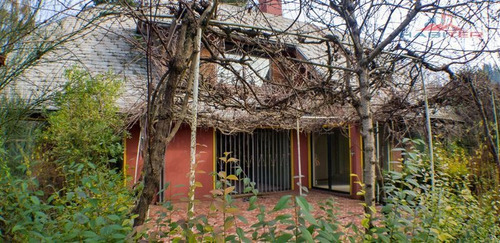 Casa En Venta De 5 Dorm. En Temuco