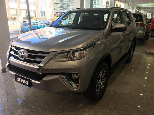 Toyota Sw4 2.8 Sr 204cv 4x4
