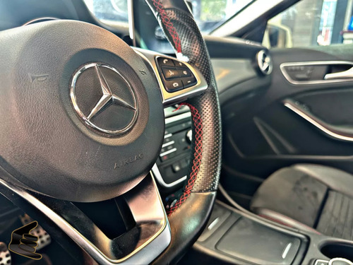 Mercedes-Benz Clase GLA 1.6 Gla250 Amg-line 211cv
