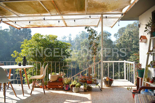 Venta De Casa En Los Claveles.algarrobo..