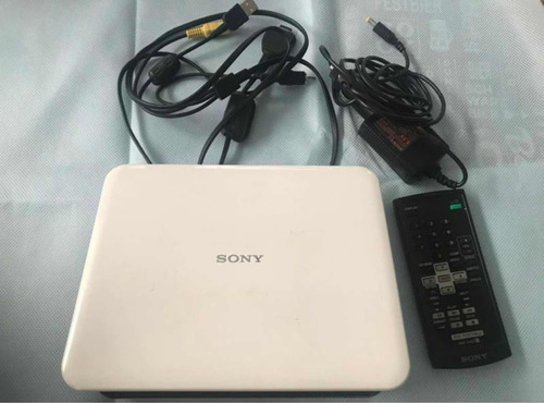 Imagen 1 de 3 de Vendo Sony Reproductor De Dvd, Portable Cd/dvd Player + Kit